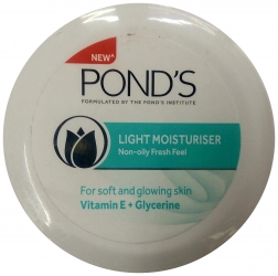 Ponds Light Moisturiser 25ml